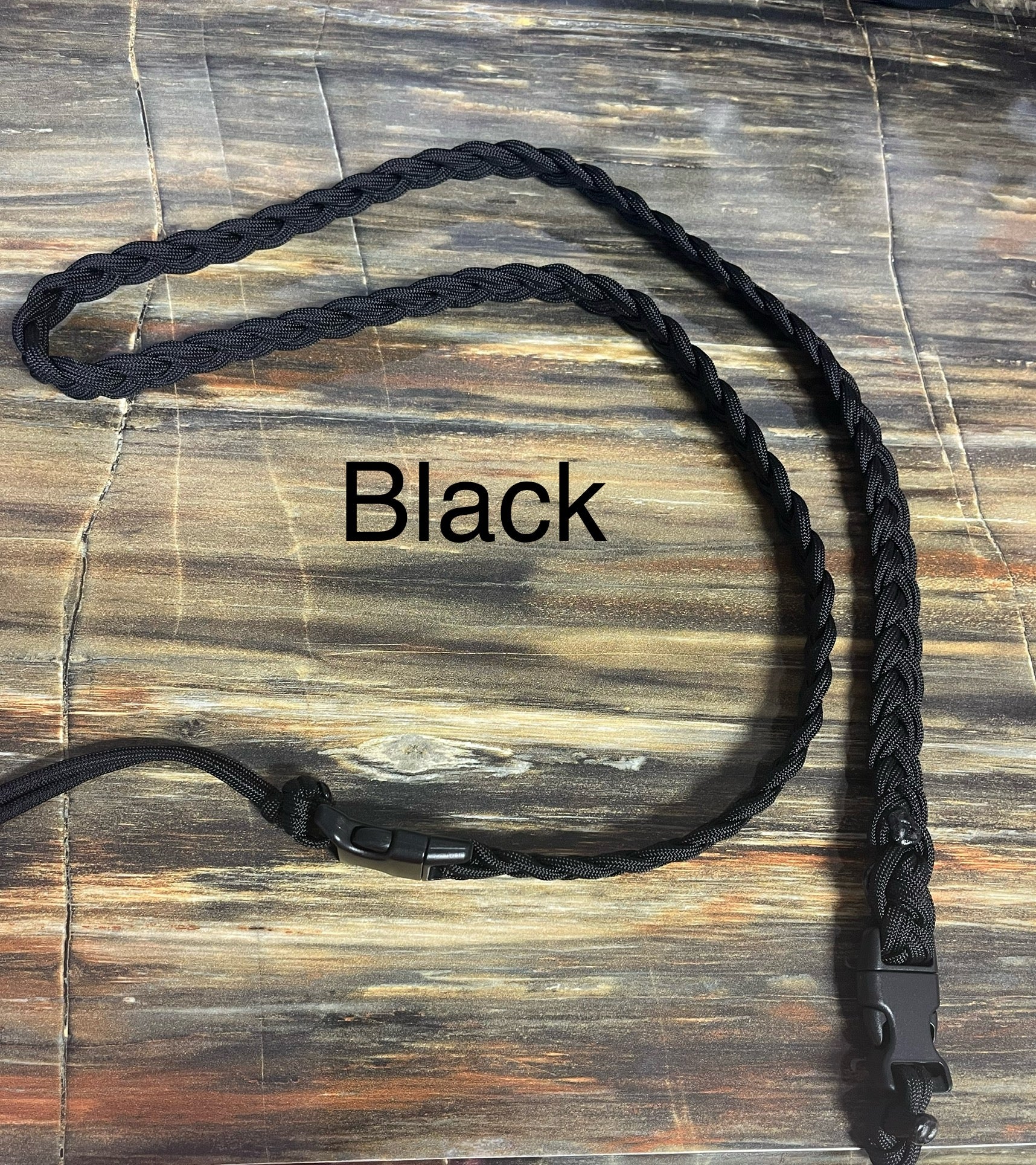 Life is Now Outdoors 🔥 4th July Sale Life is Now Outdoors Predator E Caller/Tripod Paracord Sling