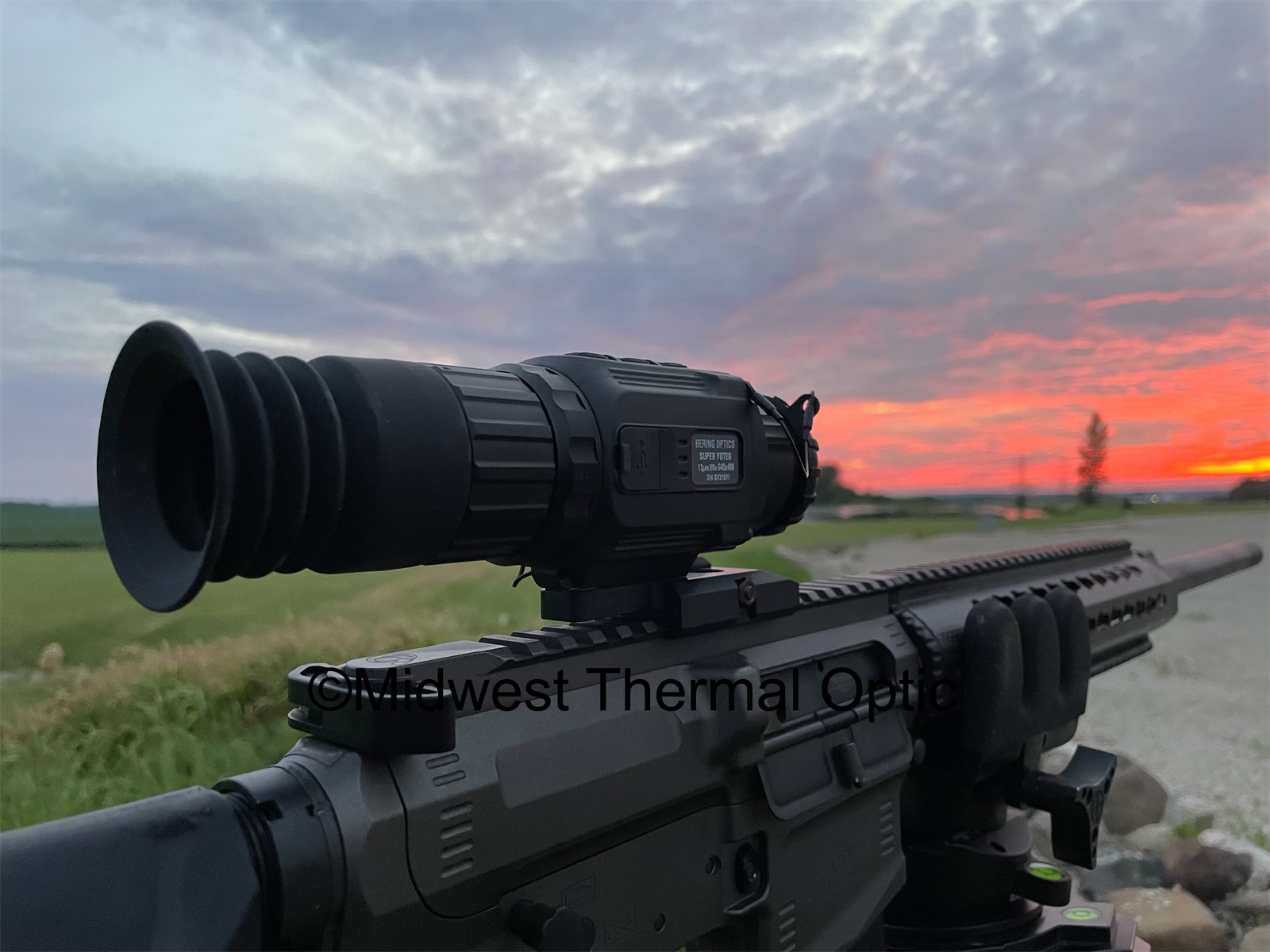 Bering Optics 🔥 Summer Sale Bering Super Yoter 25mm 640 BE46025L Larue Mount