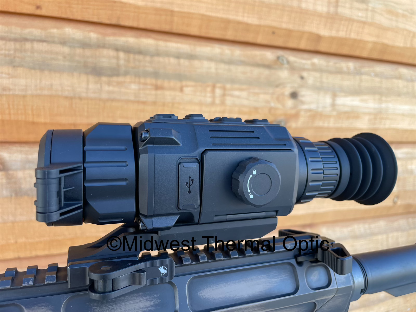AGM AGM Rattler V2 35-384 Thermal Scope