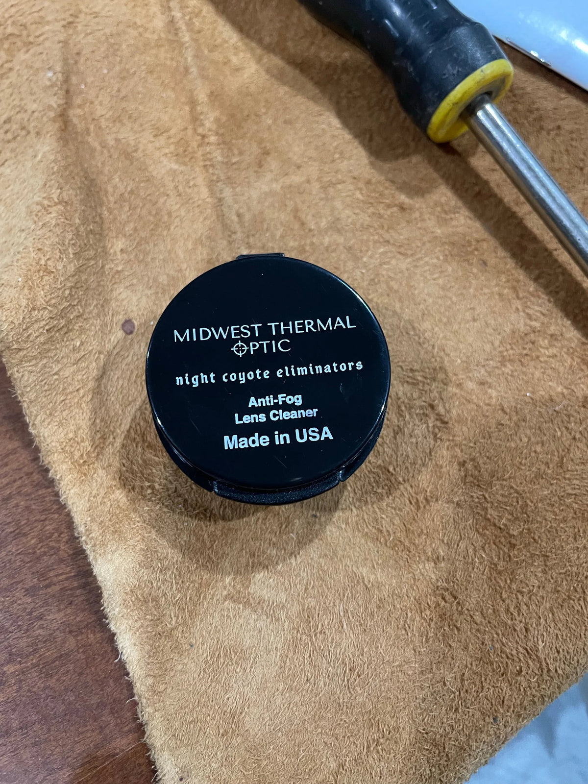 Midwest Thermal Optic Anti Fog Lense Cleaner Spray (Cat Crap) Puddy