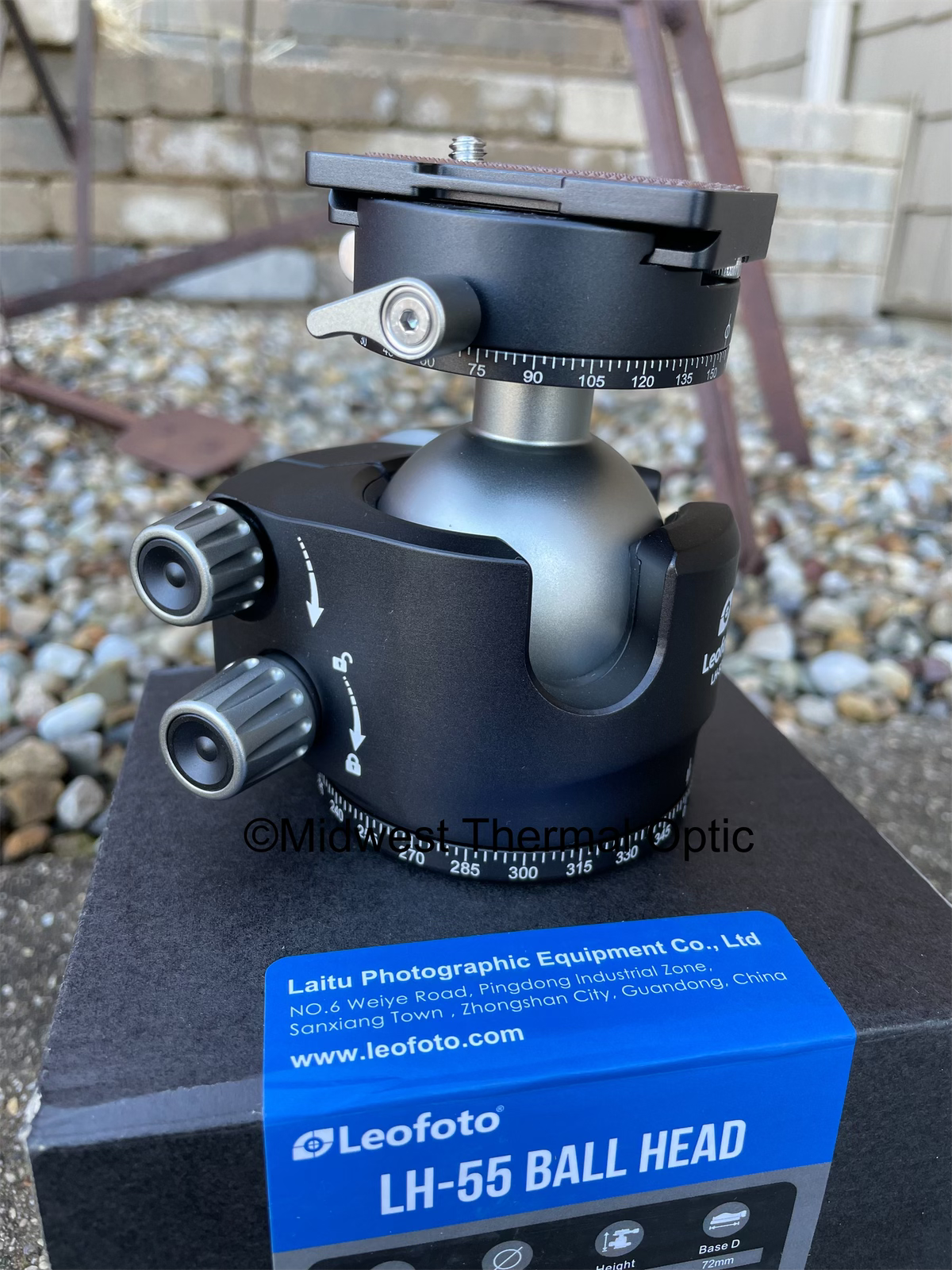 Leofoto Leofoto LH-55 Low Profile Ball Head Dual Tension W/ Quick Release Plate