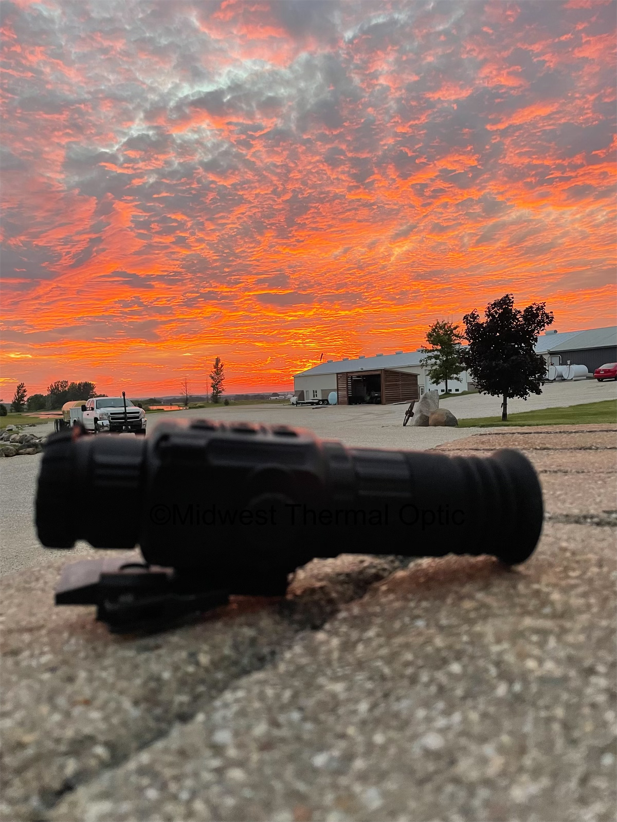 Bering Optics 🔥 Summer Sale Bering Super Yoter 25mm 640 BE46025L Larue Mount