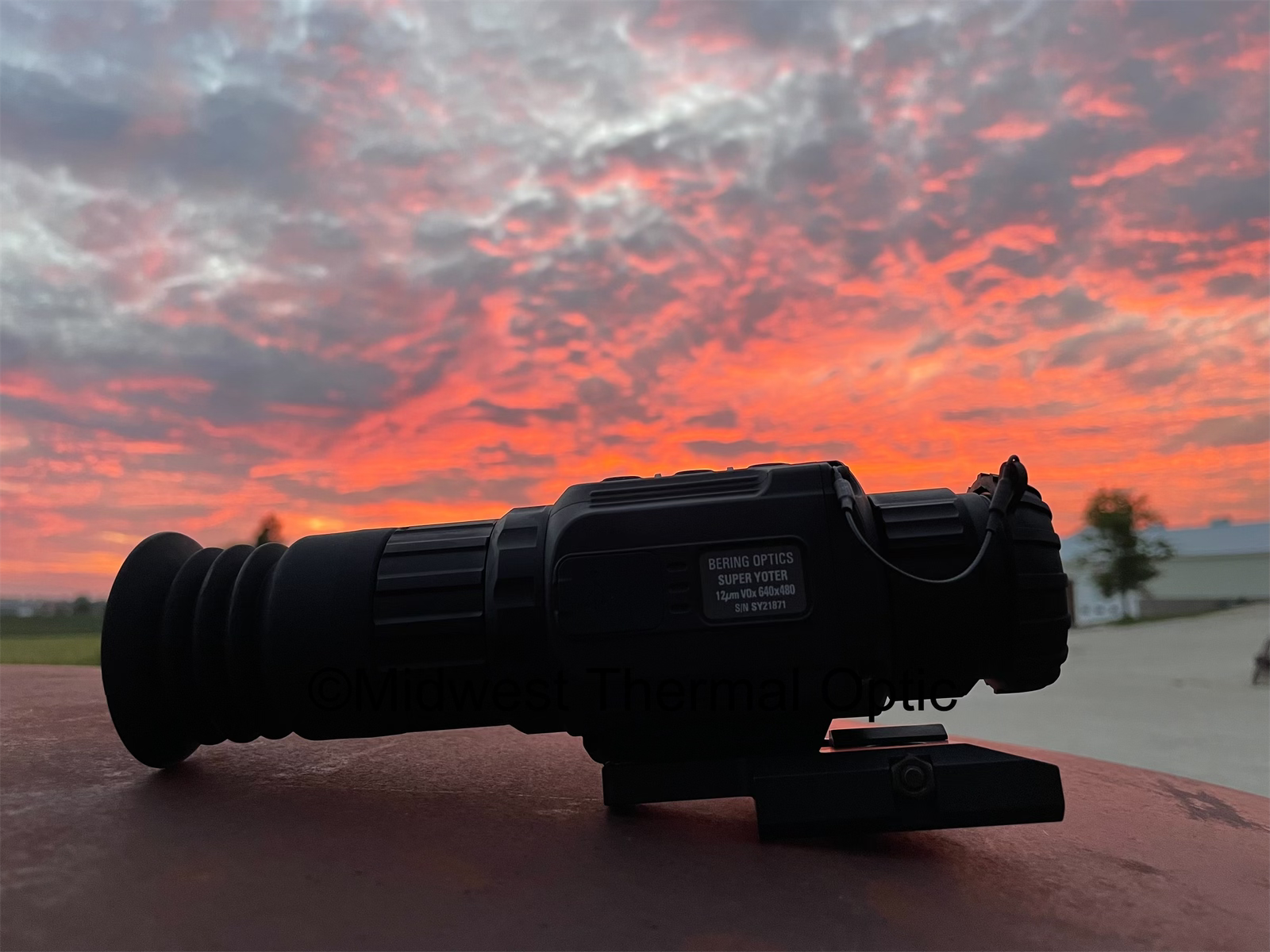 Bering Optics 🔥 Summer Sale Bering Super Yoter 25mm 640 BE46025L Larue Mount